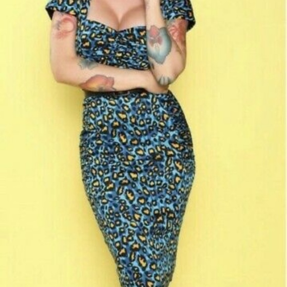 Deadly Dames Poison Ivy Blue Leopard Wiggle - Picture 2 of 6